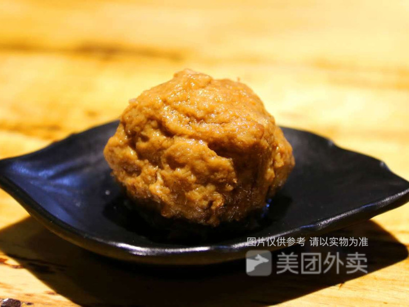 配发金牌牛肉板面