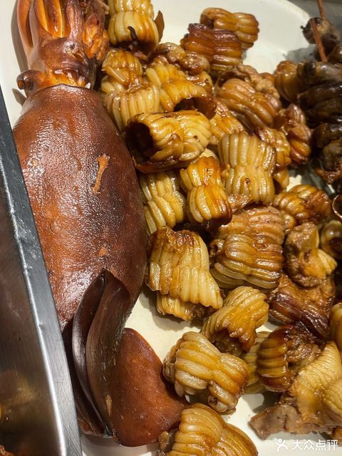 李杰熏酱位于哈尔滨市道外区长春街20号 标签:熟食熏酱购物小吃餐厅