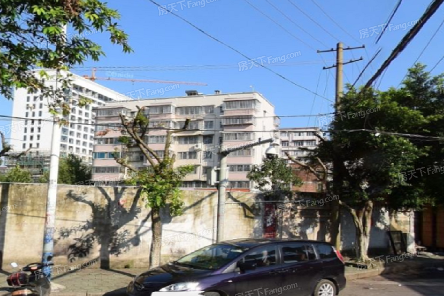 岩村路小学教师公寓位于柳州市鱼峰区岩村路14中旁标签:住宅小区推荐