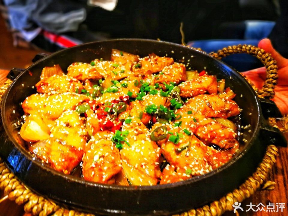 铁板烤鸡翅图片