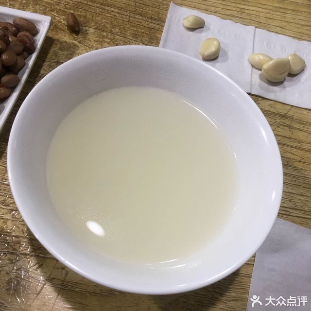 素拼盘猪肉茴香水饺推荐菜:多味饺子馆位于石家庄市长安区谈固北大街