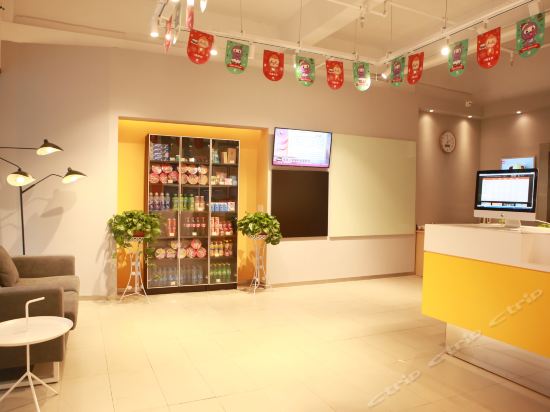 布丁酒店南京奥体晓庄学院莫愁湖地铁站店