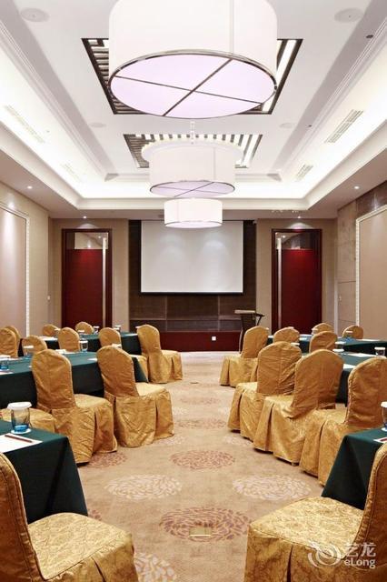 沈阳七宝山饭店