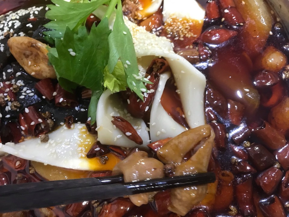 辣卤耙肥肠图片