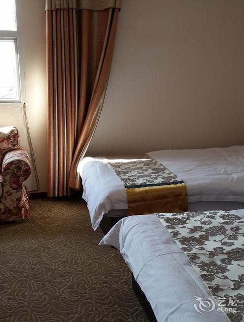 阿坝藏族羌族自治州 住宿服务 酒店 > 若尔盖若锦商务酒店