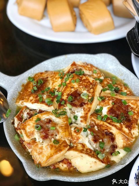 客家酿豆腐饭图片