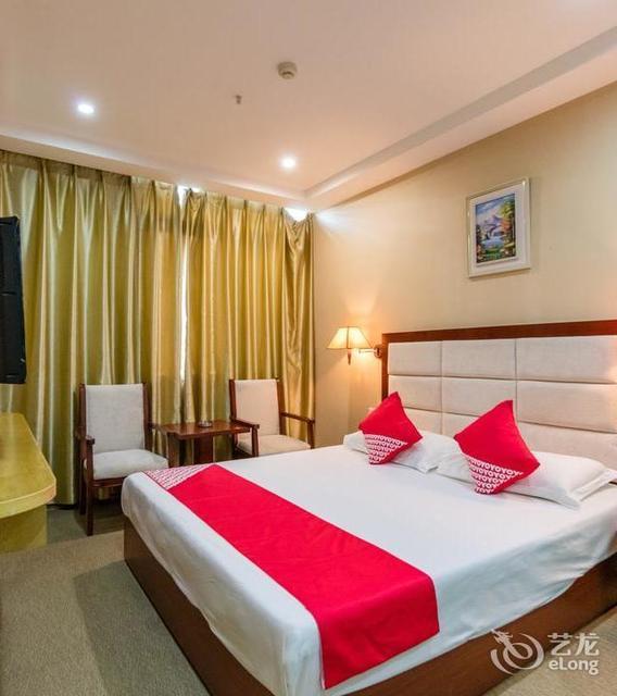 华鑫商务宾馆(广场南路店)