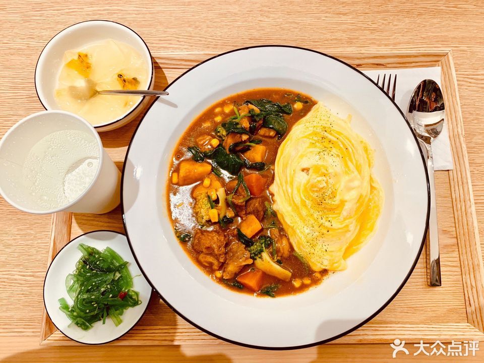 炸猪排咖喱蛋包饭套餐推荐菜:池奈·日式咖喱蛋包饭(河西中央店)位于