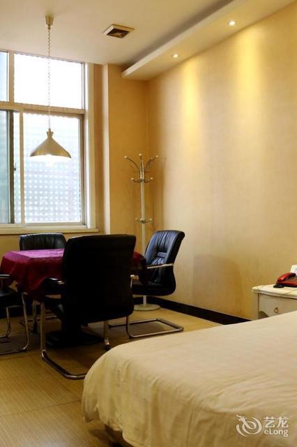 运城市 休闲娱乐 > 蓝海商务会所