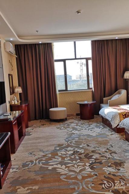 北屯市 住宿服务 酒店 > 北屯添禧嘉福大酒店