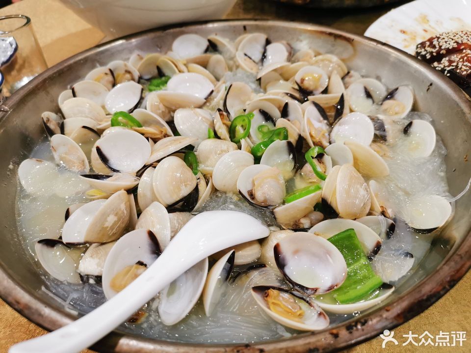 蒜蓉粉丝蒸白贝图片