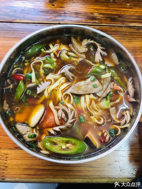 肝腰合炒面图片