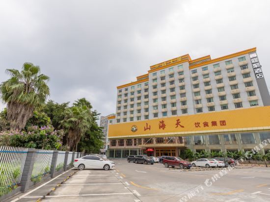 夏威夷国际酒店(深圳国际会展中心店)维也纳酒店(深圳福永新田店)尚