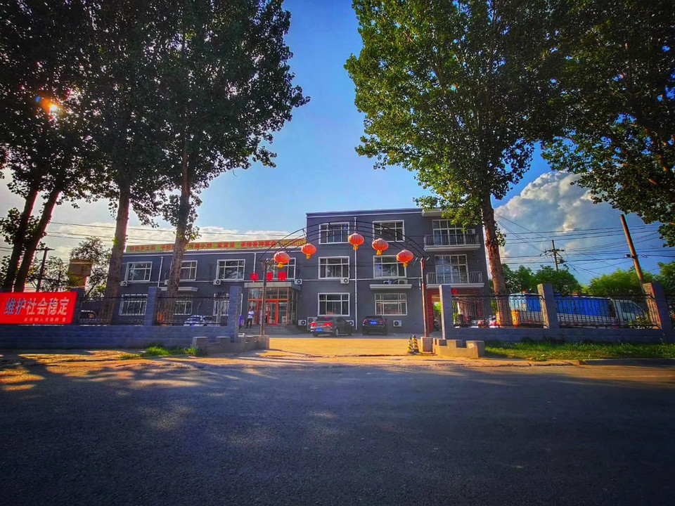 怎么走,在哪,在哪里,在哪儿):北京市延庆区延庆镇莲花池村4号楼电话