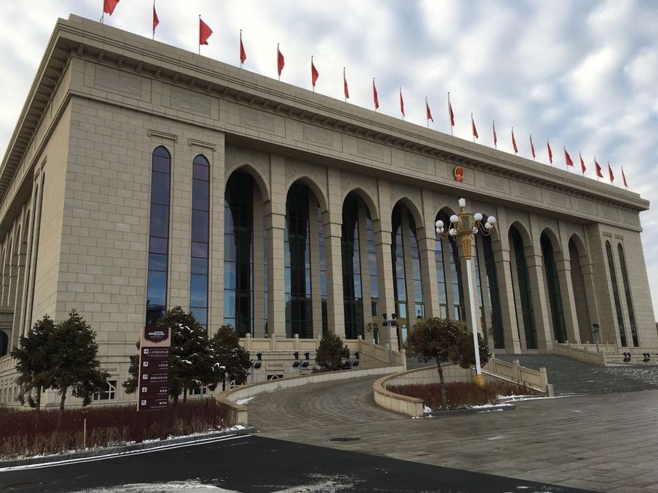 乌鲁木齐新疆人民会堂图片