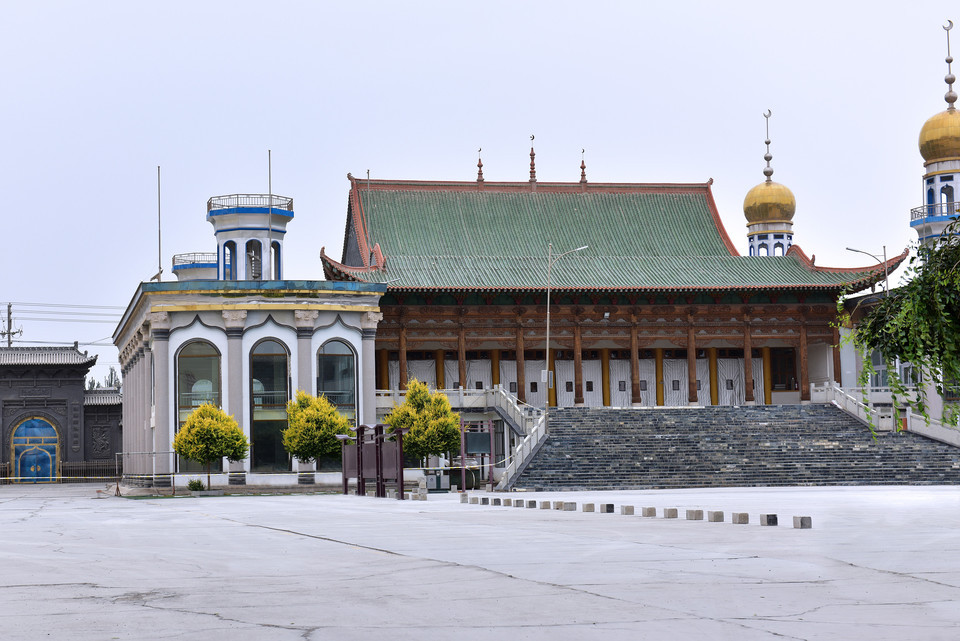              格尔木河西清真大寺
