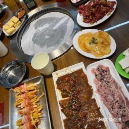 三肥两瘦烤肉淮北国购广场店