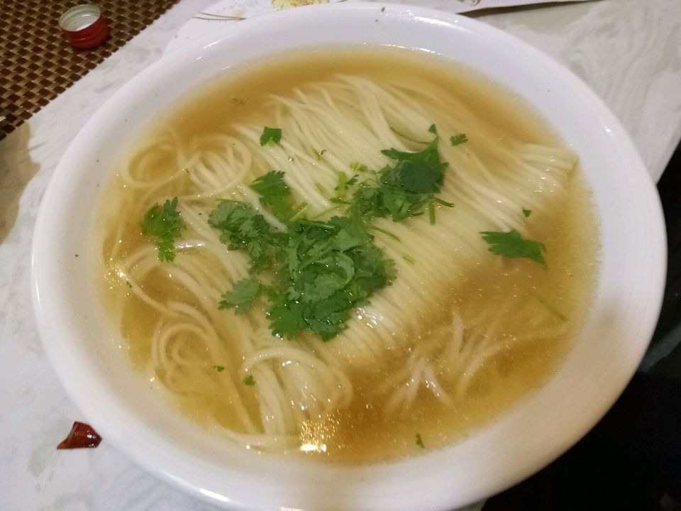 亿达酱骨头抻面馆