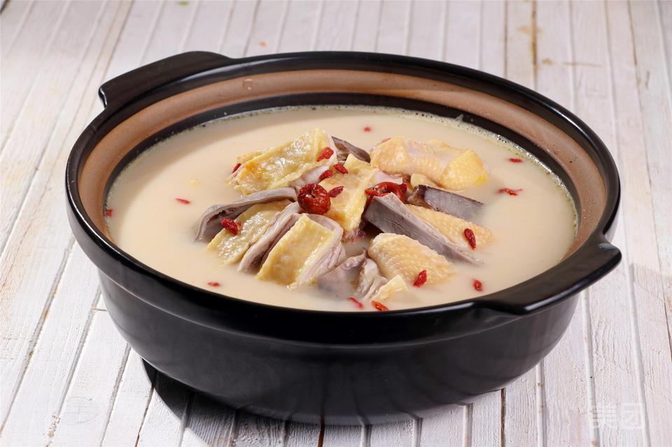 太壹猪肚鸡椰子鸡创意产业园店