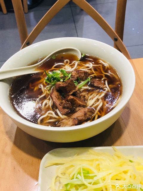 李先生牛肉面大王济宁津多里店