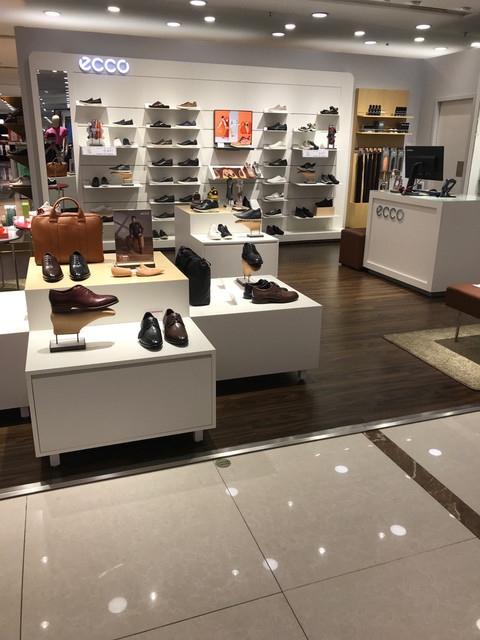 ecco(茂业百货华强北店)位于深圳市福田区华强北路2009号茂业百货f4