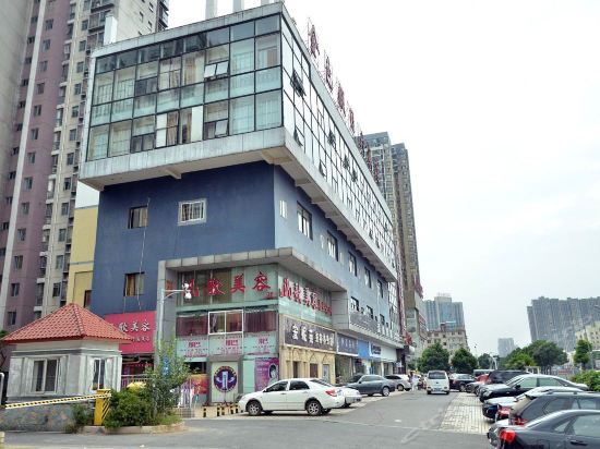 99旅馆连锁酒店长沙万家丽广场地铁站店