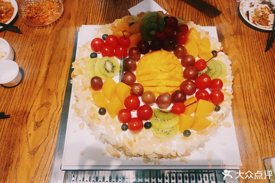 【米兰西饼生日蛋糕专营店(火炬一小店)】米兰西饼生日蛋糕专营店