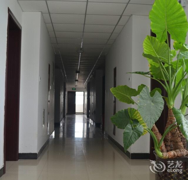 信阳服务区旅美达汽车旅馆