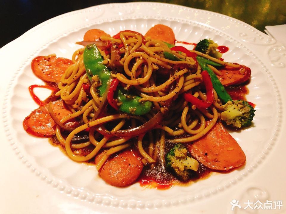 黑椒鸡肉意面图片