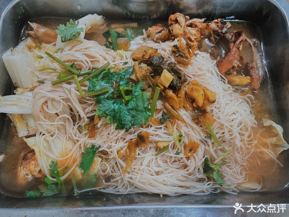 酸菜粉丝鸡壳图片