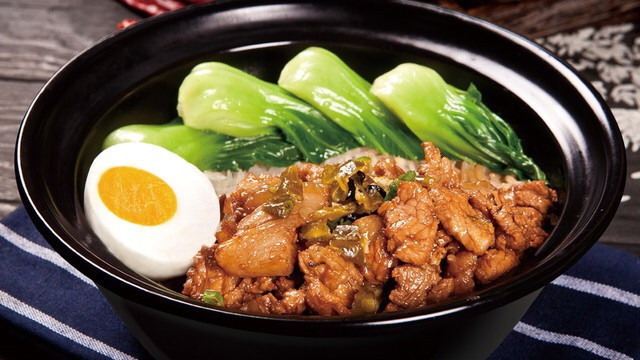 香他她煲仔饭德思勤店