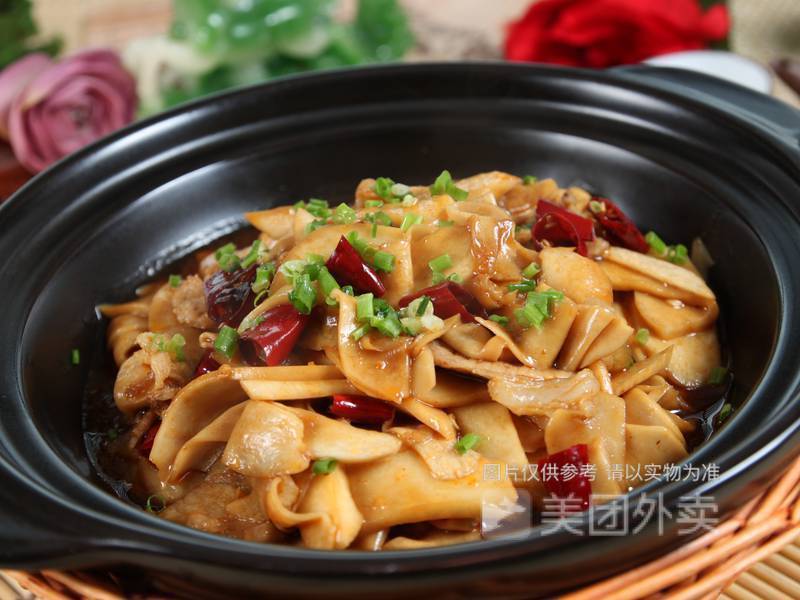 砂锅杏鲍菇图片