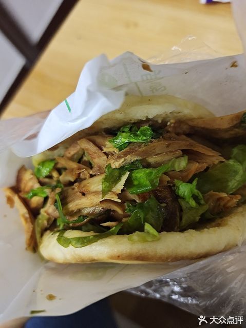 严记土耳其肉夹馍土耳其烤肉卷(学生街店)