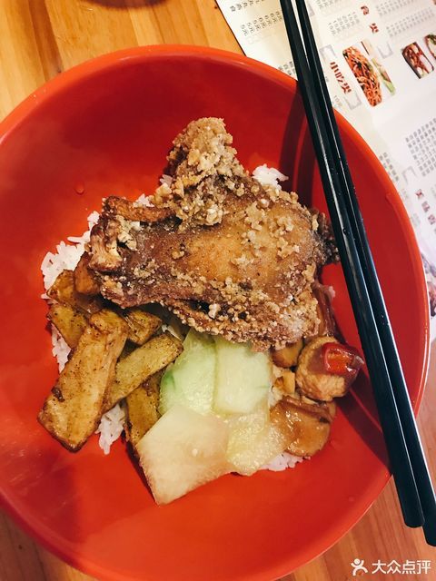 香酥孜然鸡腿饭图片