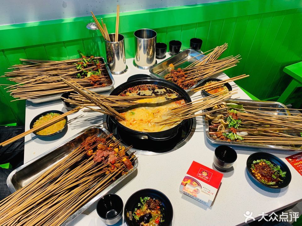 成都钢管厂五区小郡肝火锅串串香