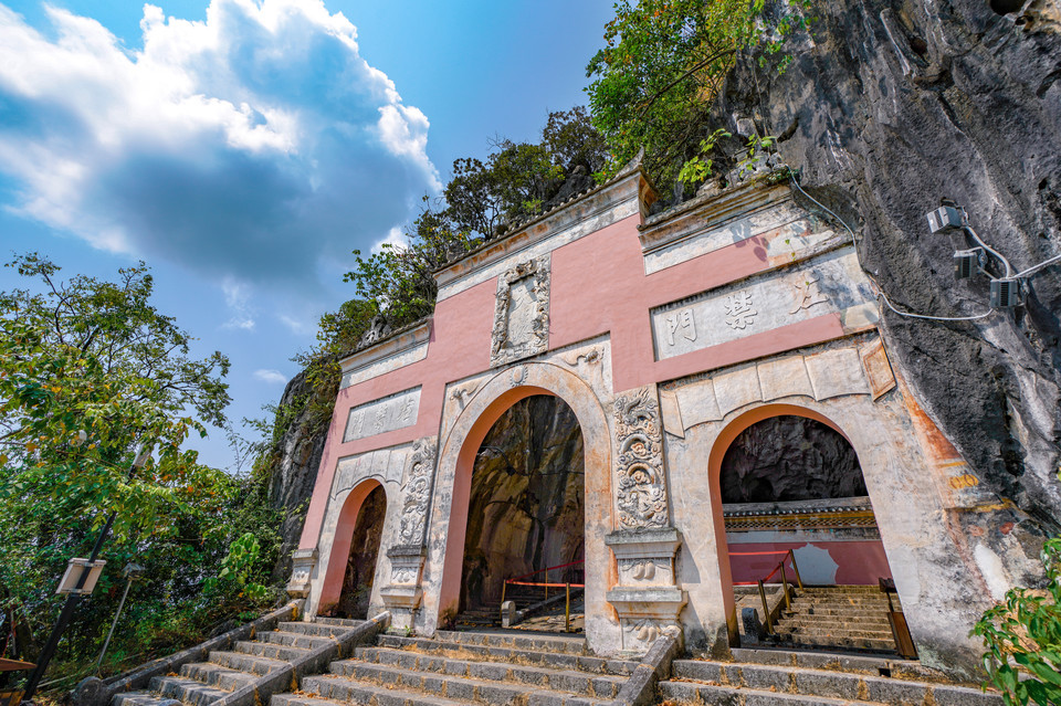 怎么去,怎么走,在哪,在哪里,在哪儿):崇左市龙州县电话:小连城电业