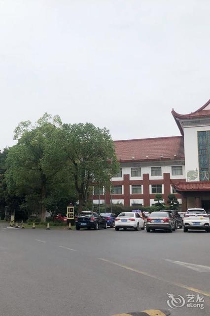 株洲市 住宿服务 酒店 > 天台山庄