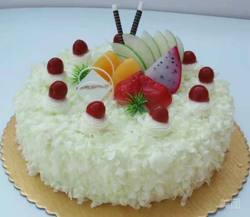 白巧克力奶油水果图片