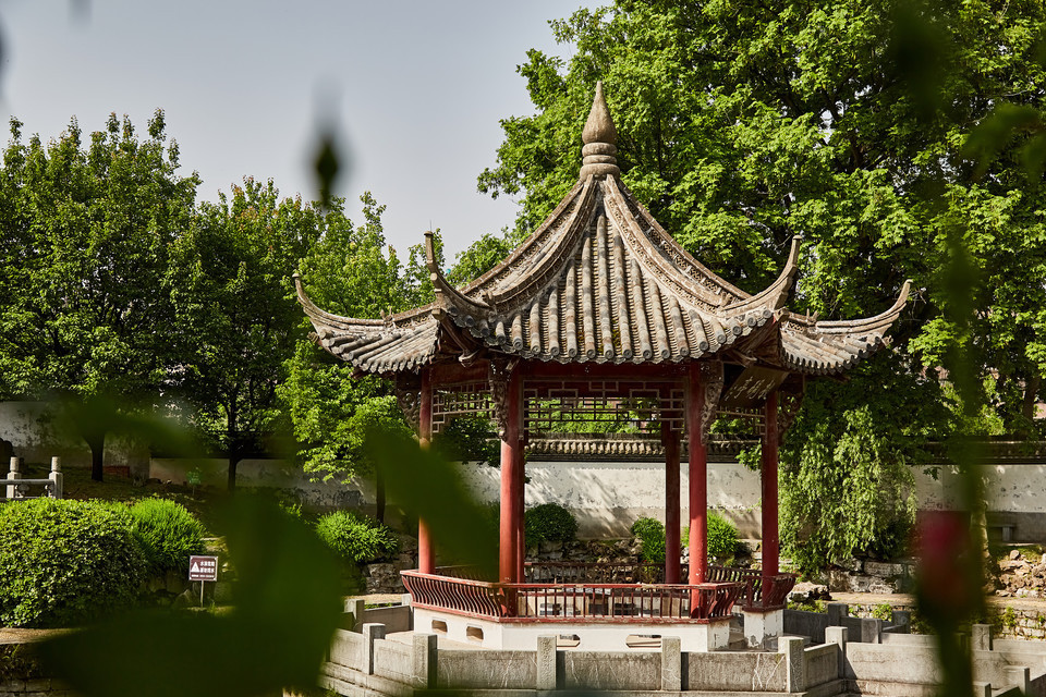 在哪,在哪里,在哪儿:芜湖市无为市无城镇文景社区电话:无为米公祠