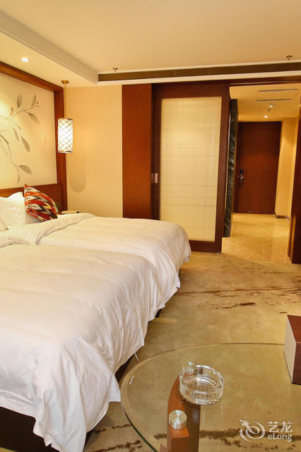 西安市 住宿服务 酒店 > 静湖泉商务酒店