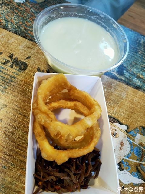 豆汁儿焦圈图片