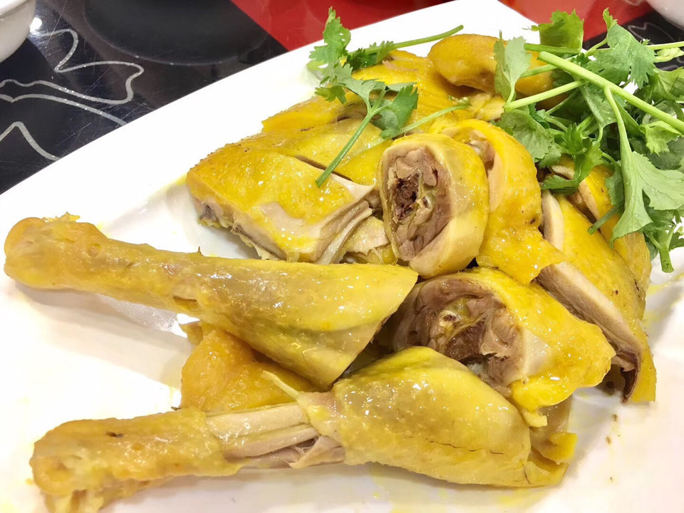 潮东安铺鸡饭店何记分店