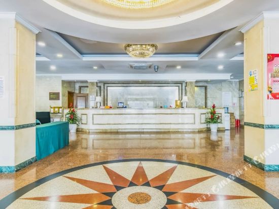 大港宾馆位于天津市滨海新区大港迎宾街73号(迎宾街与世纪大道交汇口