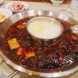 洋瓷碗社区火锅开创者