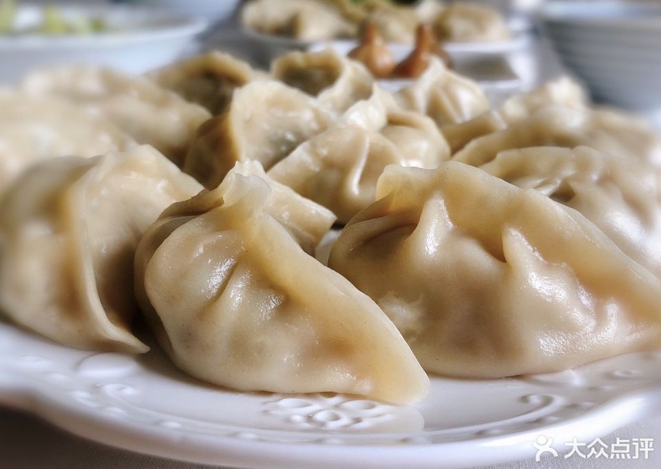 【特色小笼包子蒸饺】特色小笼包子蒸饺电话_特色小笼包子蒸饺怎么样