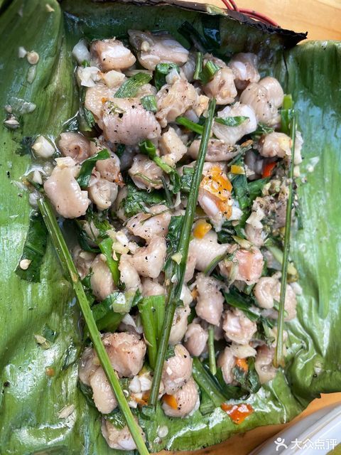 包烧鸡脚筋图片