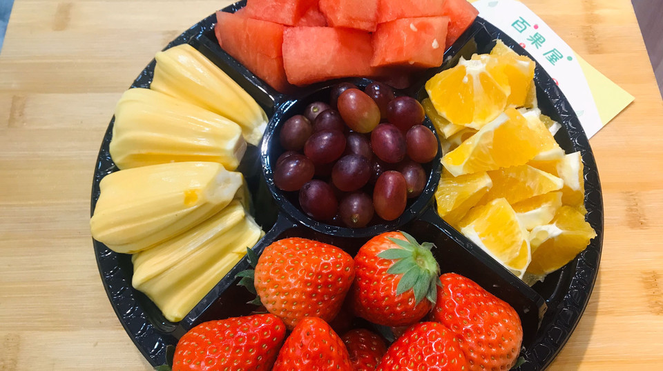 农副产品市场水果店百果屋位于永州市湘江东路富临锦江七区1-7号门面