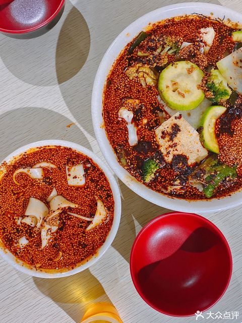 华殷殷氏麻辣烫万达店