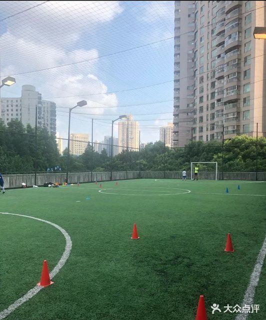 源深体育中心足球场