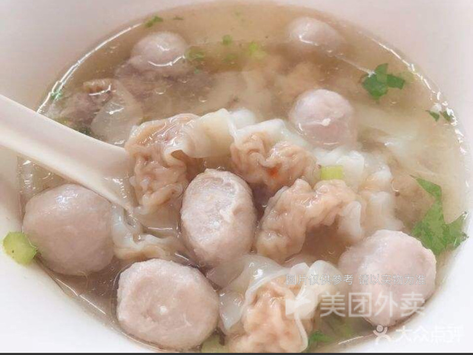 扁食肉丸汤图片